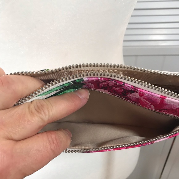 NWT Mini Bag by Dana Buchanan - Picture 4 of 5